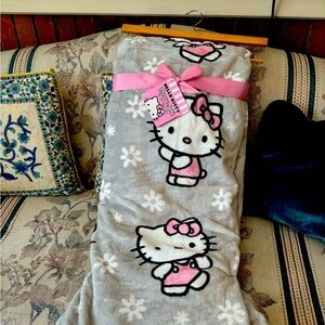 Brand new w/ tags hello kitty blanket